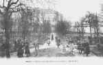 Mons : Jardin du Couvent des Ursulines. Sinistrs lors des bombardements de 1940 et 1944, ces btiments furent finalement abandonns par les Ursulines qui allrent s'installer dans leur nouvel tablissement du boulevard Kennedy en 1957.
